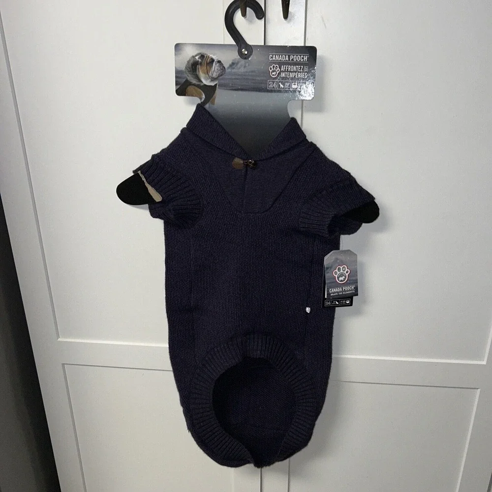 Canada Pooch Brave Elements Cargo Cardigan Coat Dog Jacket Size 24